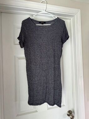 Forever 21 Heathered Grey Short Sleeve Tee Dress
